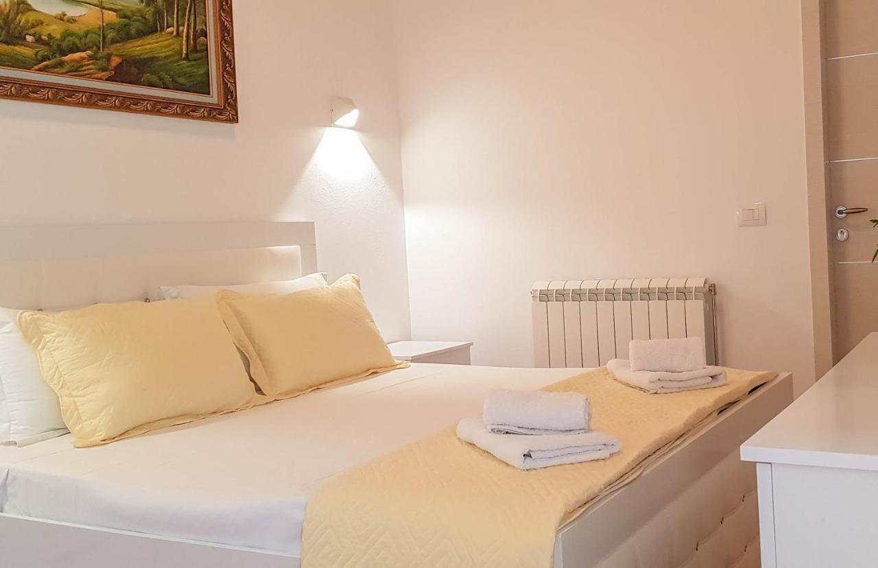 Villa Goliku Peshtan Екстер'єр фото